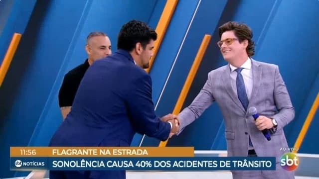 Dr. Saulo Nader sendo entrevistado ao vivo no SBT News